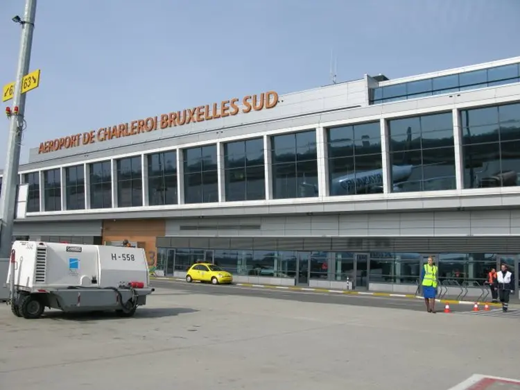 Cómo ir del Aeropuerto de Charleroi a Bruselas
