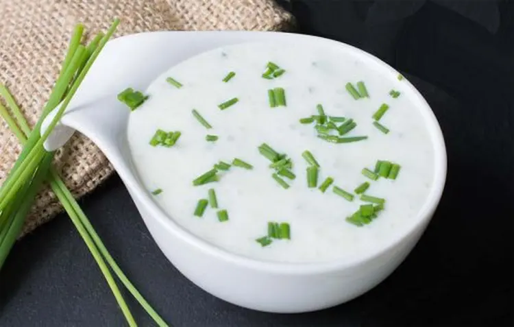 Salsa de yogur casera, cómo hacerla fácil y rápida